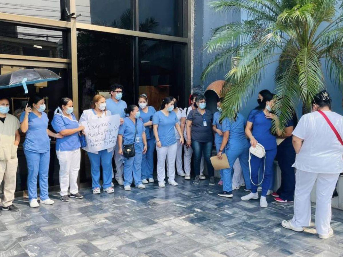 Médicos del IHSS acuden al CMH por falencias en el Seguro Social