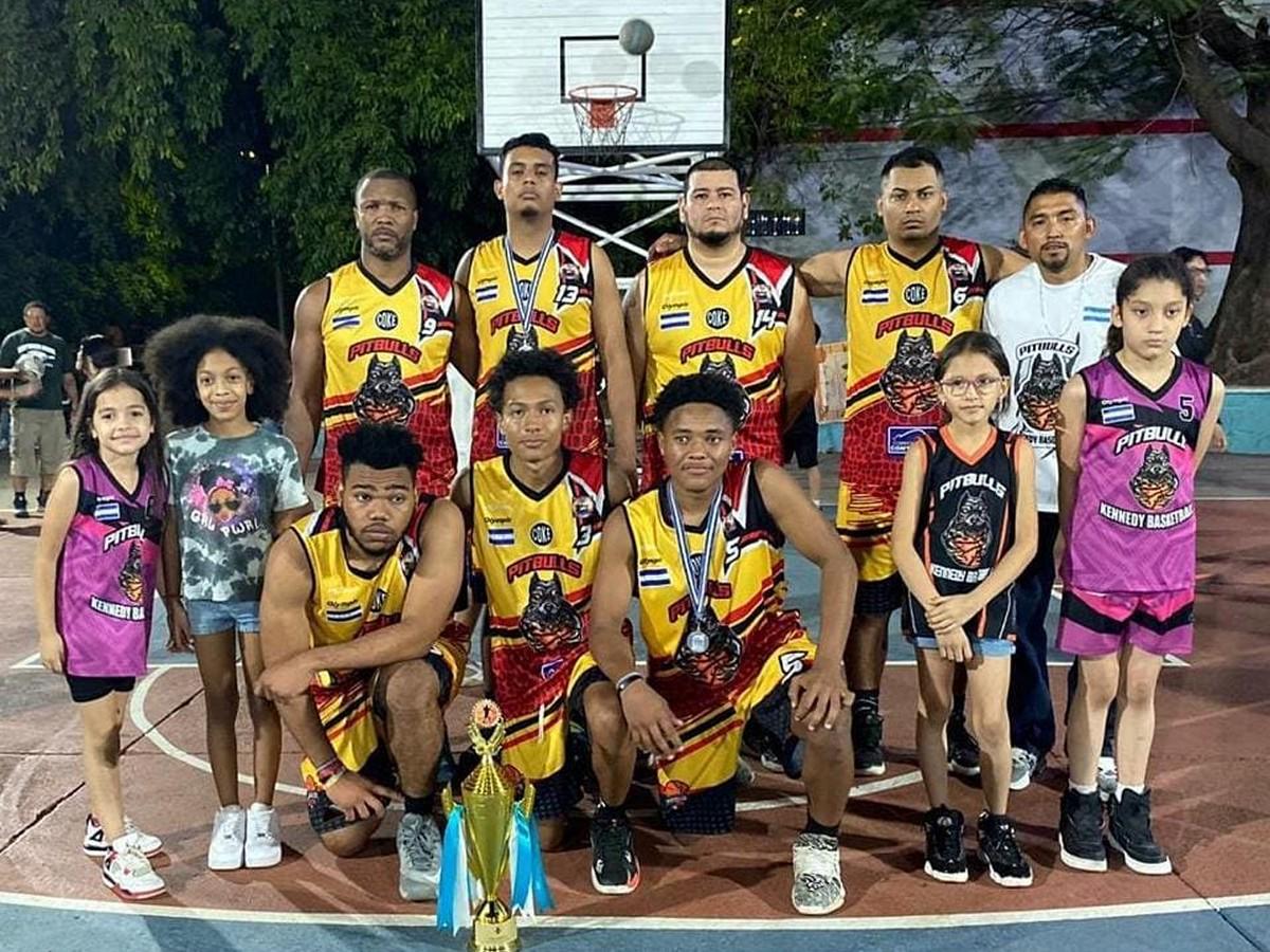 Los subcampeones Pitbull Kennedy obtuvieron 44 puntos.