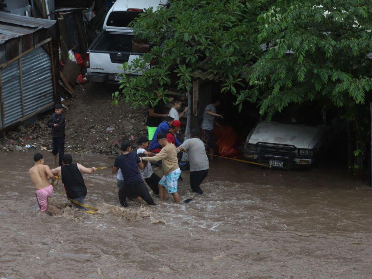 El pueblo ayuda al pueblo: lamentable situación en el río San José