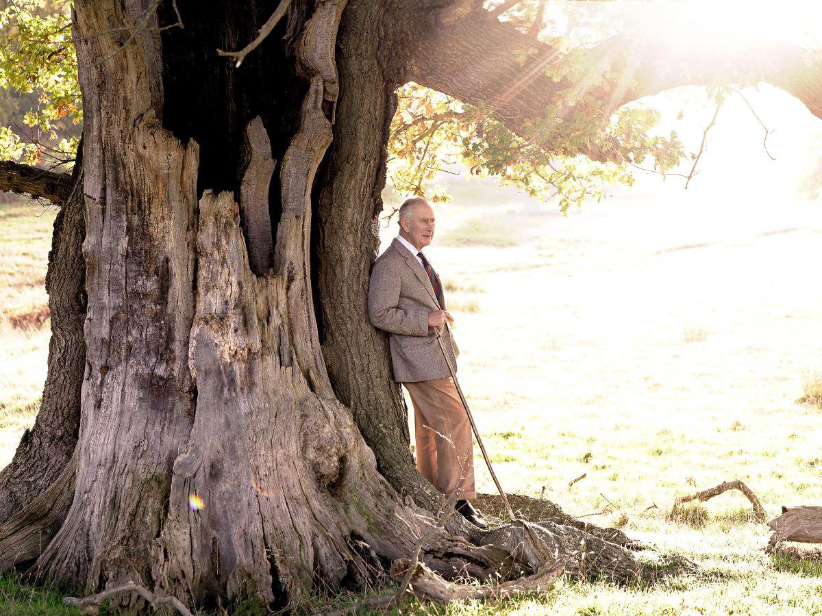 Recientemente Carlos III se ha convertido oficialmente en Guardabosques del Gran Parque de Windsor.