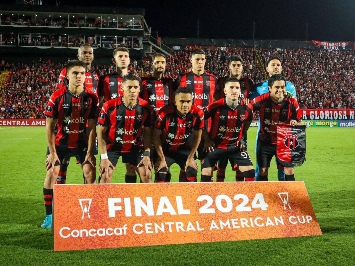 Alajuelense empata a Olimpia entre los clubes más ganadores de Centroamérica, ¿quién es el #1?