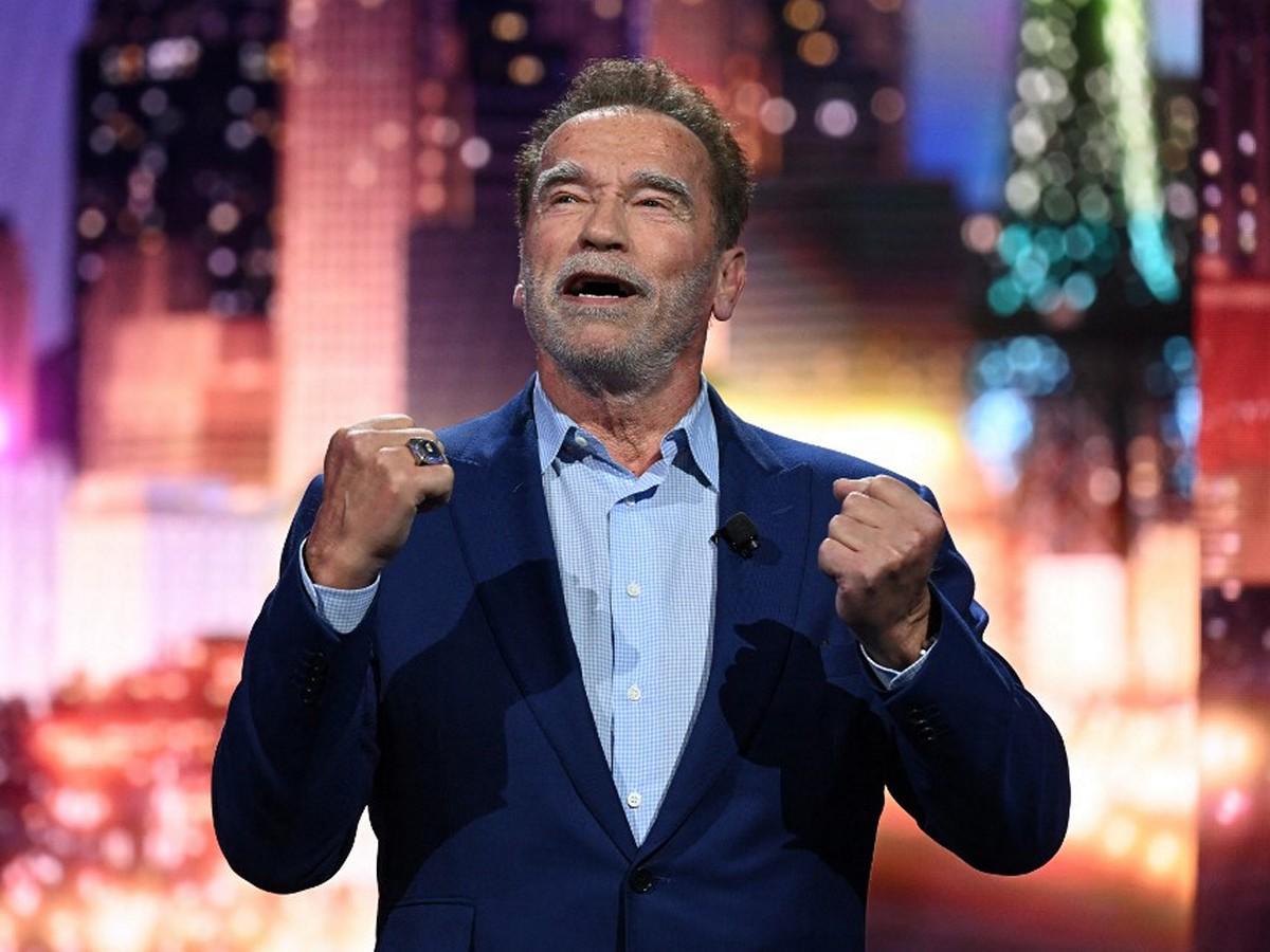 Retienen a Schwarzenegger en aeropuerto de Múnich por omitir declarar un reloj