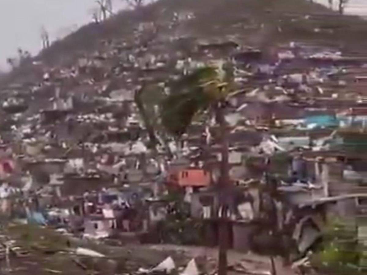 Decenas de muertos y desastres en casas en Mayotte, la isla más pobre de Francia