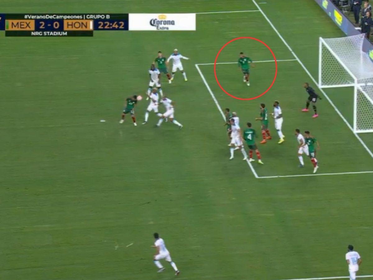 ¿Offside? Honduras pidió fuera de juego en el segundo gol de México