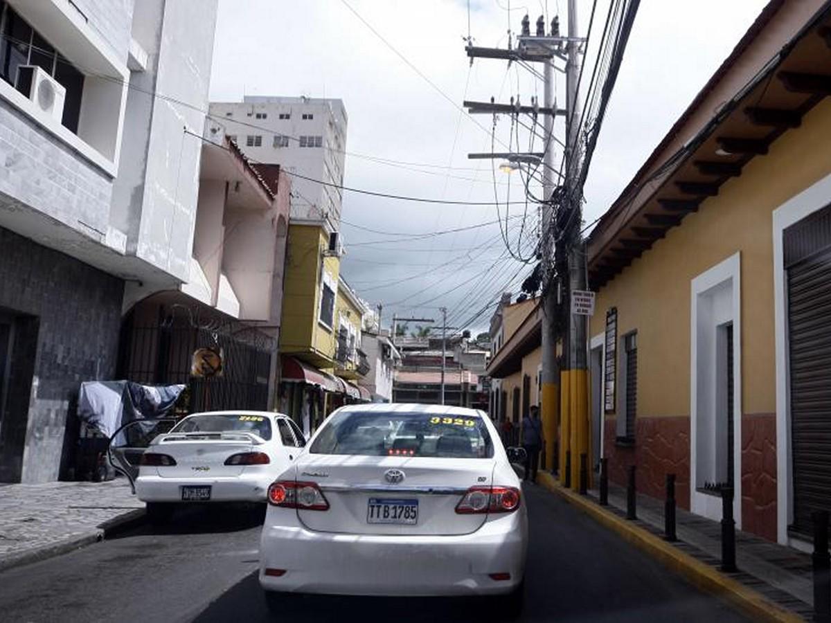 ¿Qué calles comenzaron a cerrarse por actos políticos en la capital?