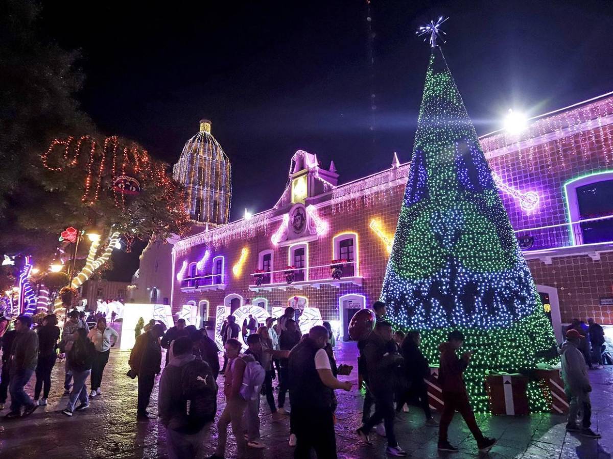 La kilométrica villa navideña que atrae turistas a Atlixco, un pueblo mágico en México