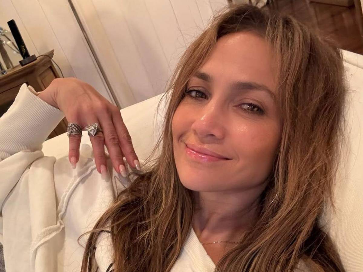 JLo habría tenido una cita romántica con otro actor, ¿de quién se trata?