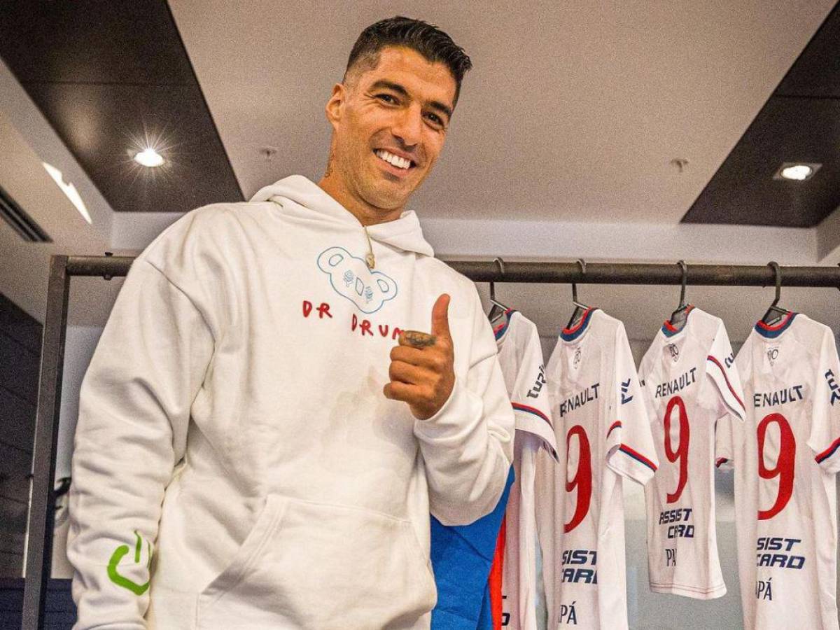 Luis Suárez regresa a Uruguay para sumarse al Nacional