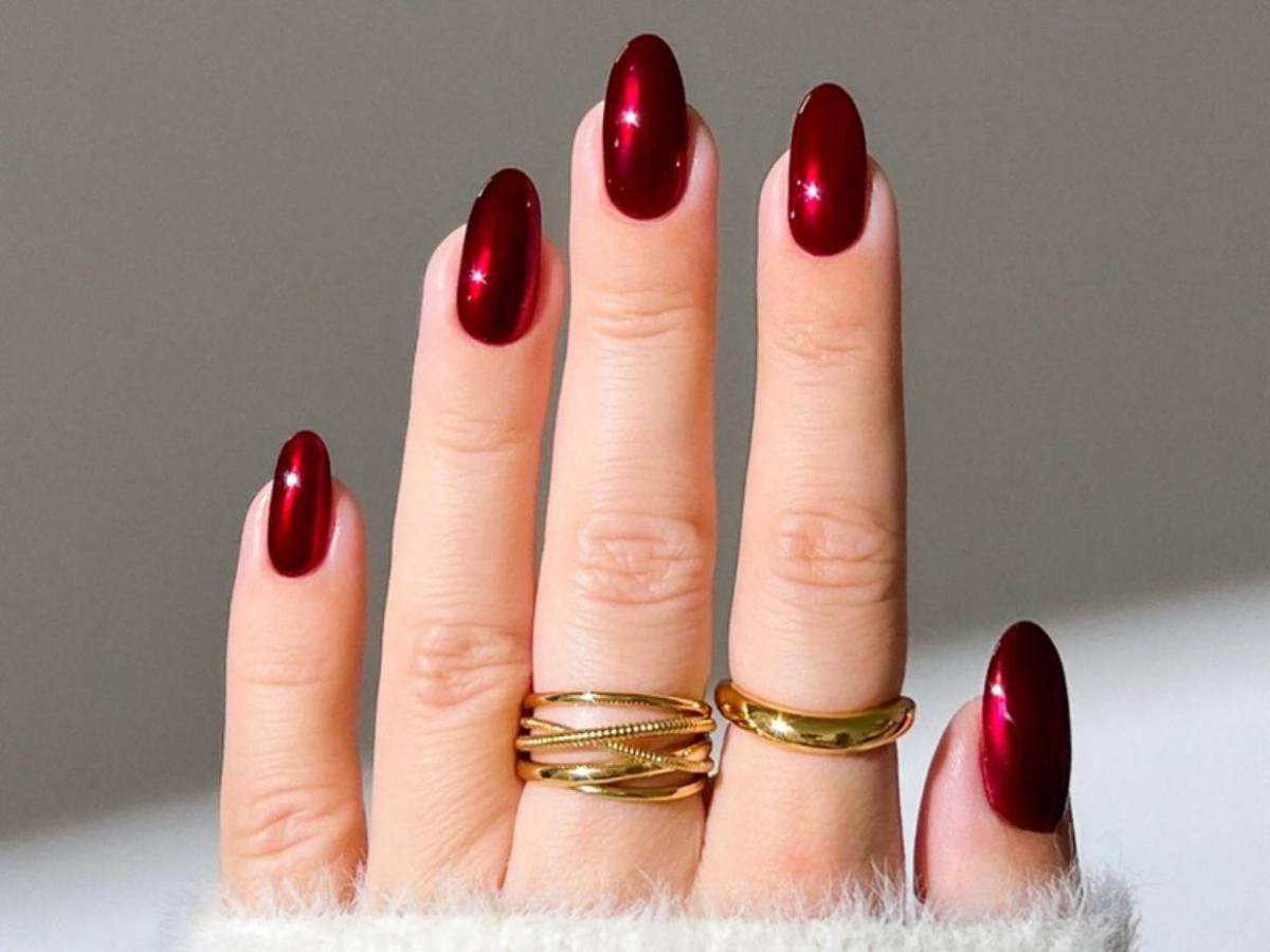 Las tendencias de manicura navideña que no se puede perder