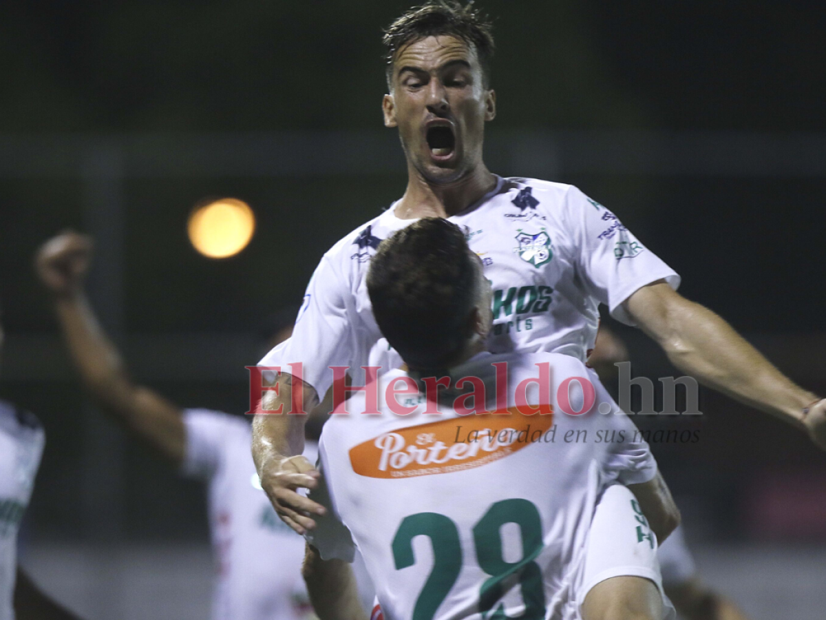 Platense le gana al Real Sociedad 1-0 con gol de Klusener