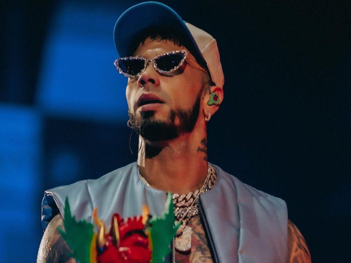 Anuel dedica polémico mensaje a Feid, supuesto novio de Karol G