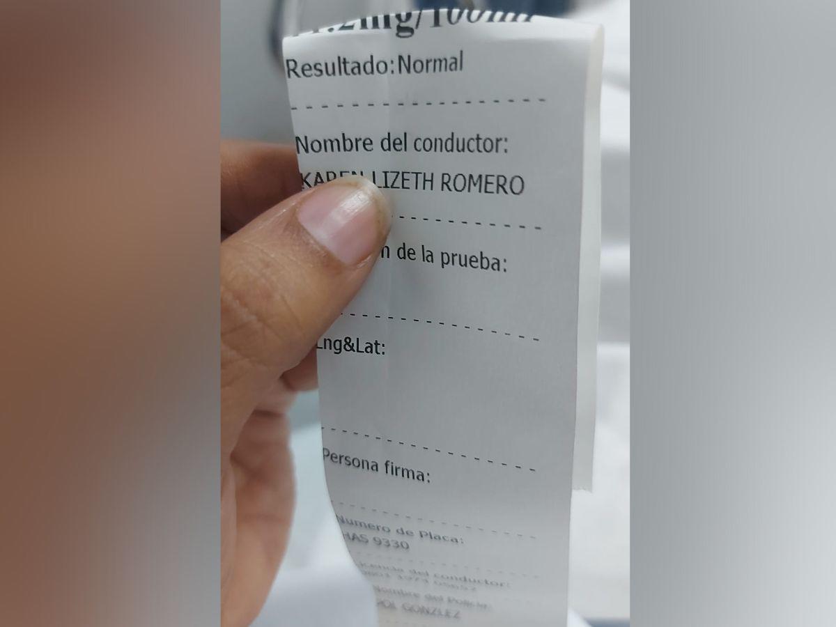 La fotografía compartida por la jueza Karla Romero tras realizarse una prueba de alcoholemia.