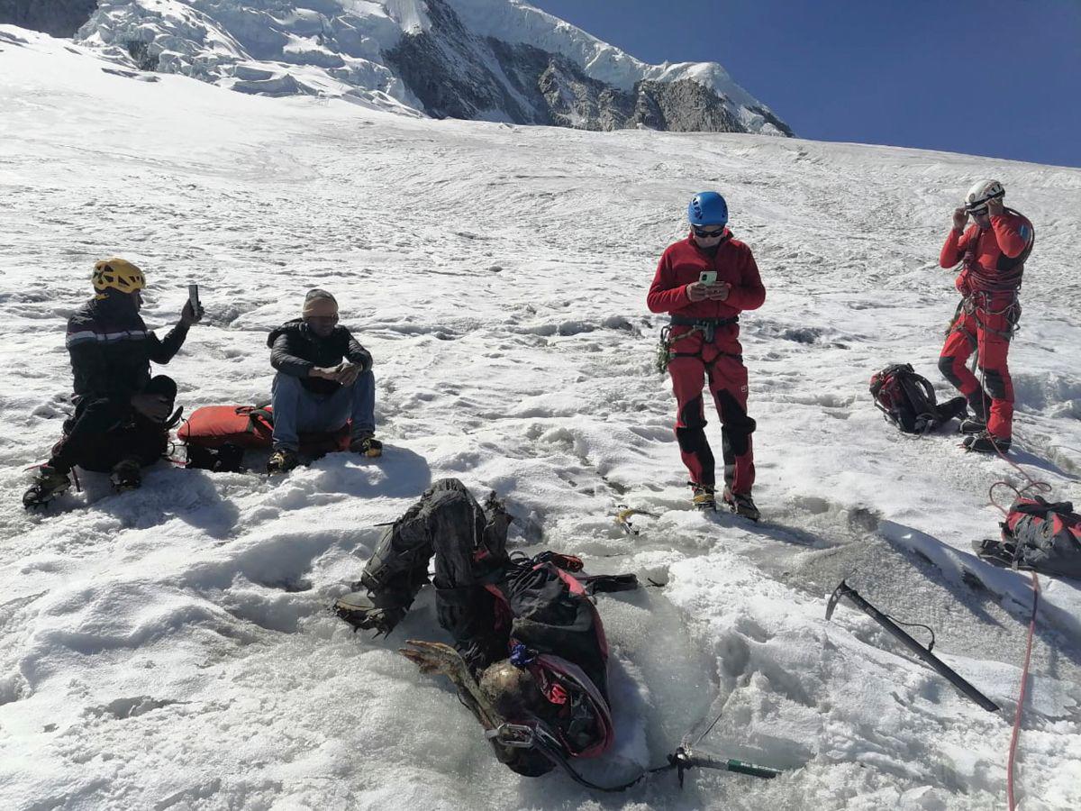 El cuerpo del alpinista estadounidense habría quedado sepultado después de una avalancha.