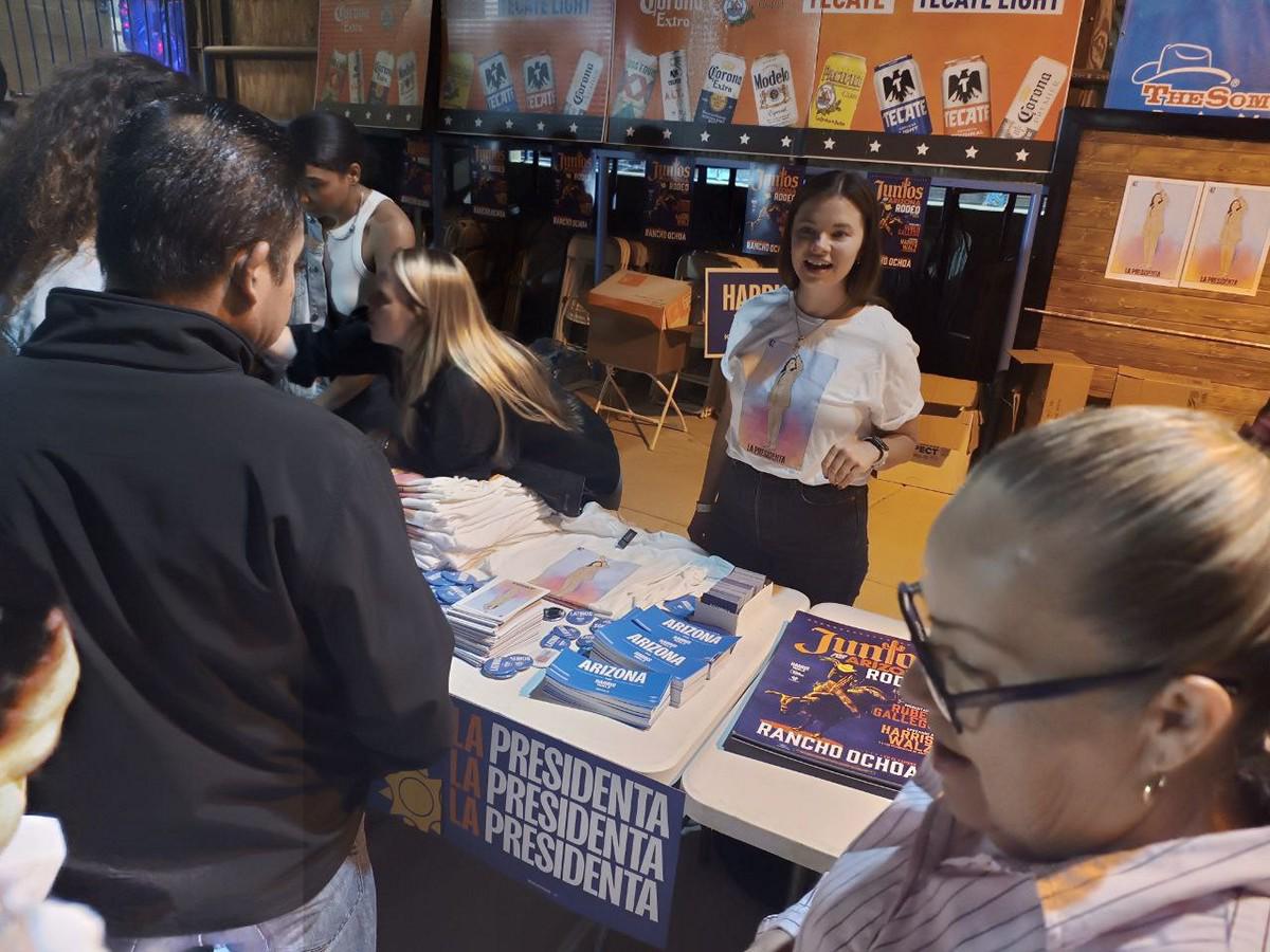 EL HERALDO presente en reunión de demócratas con Rubén Gallego, aspirante al Senado