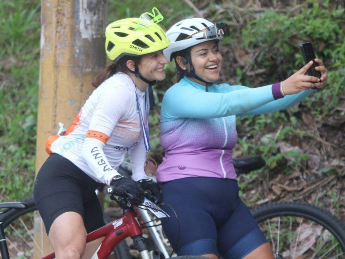 Chicas deslumbran con su talento y belleza en la Vuelta Ciclística de EL HERALDO 2024