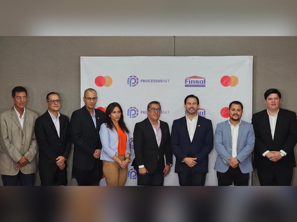 Finsol y Mastercard ofrecerá nueva tarjeta de débito para beneficiar a sus clientes