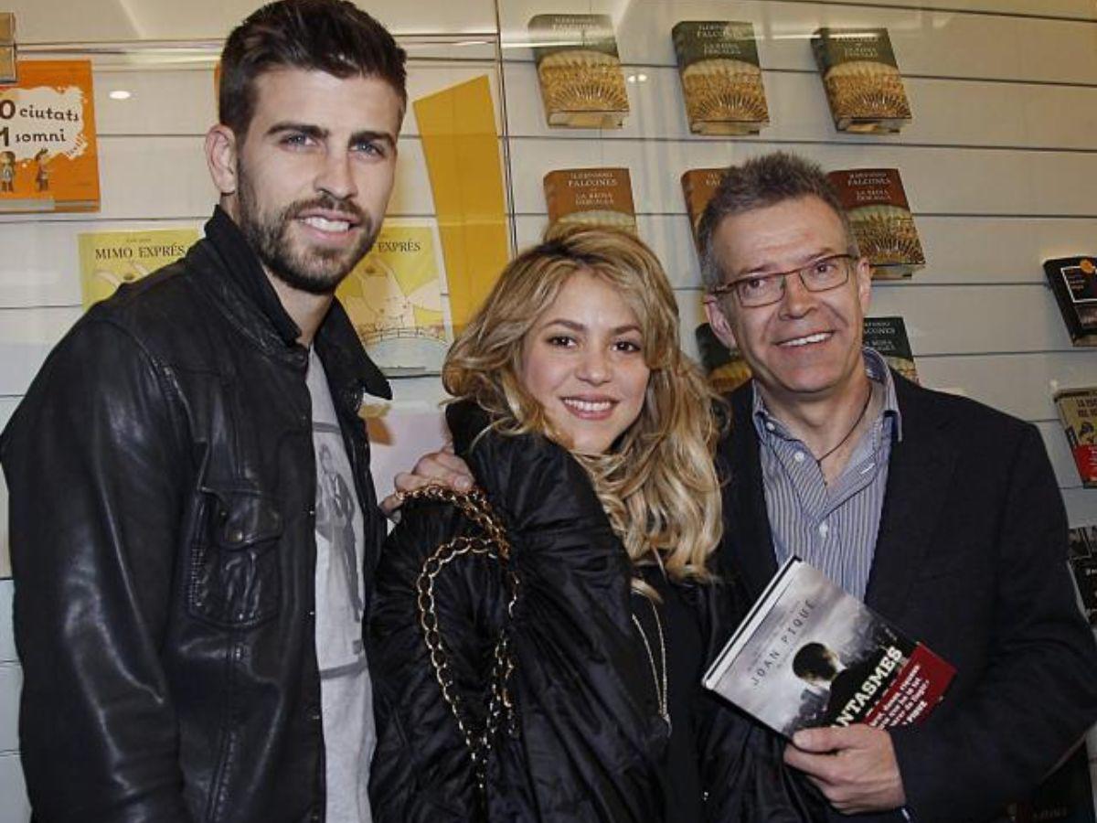 Padre de Piqué desahucia a Shakira