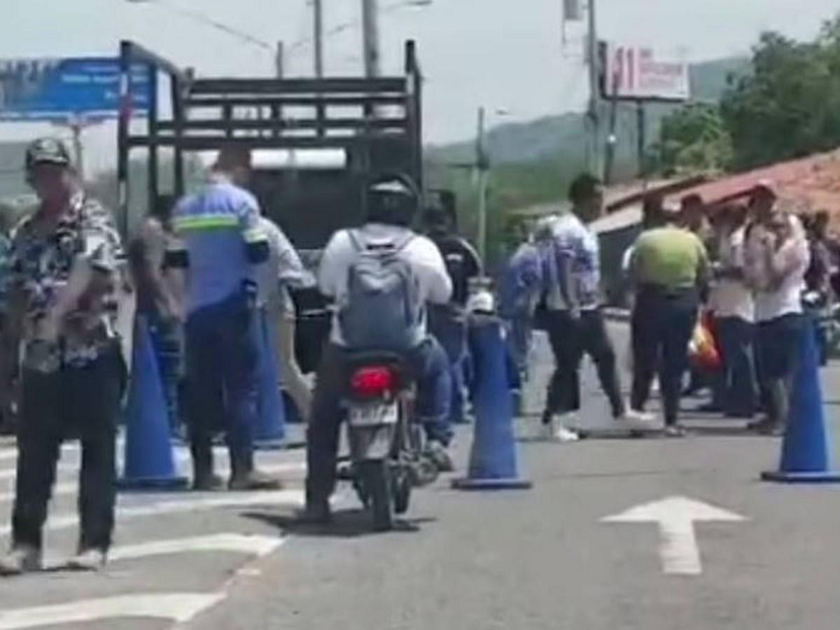 Muere cobrador de bus cuando subía un pasajero en Jícaro Galán