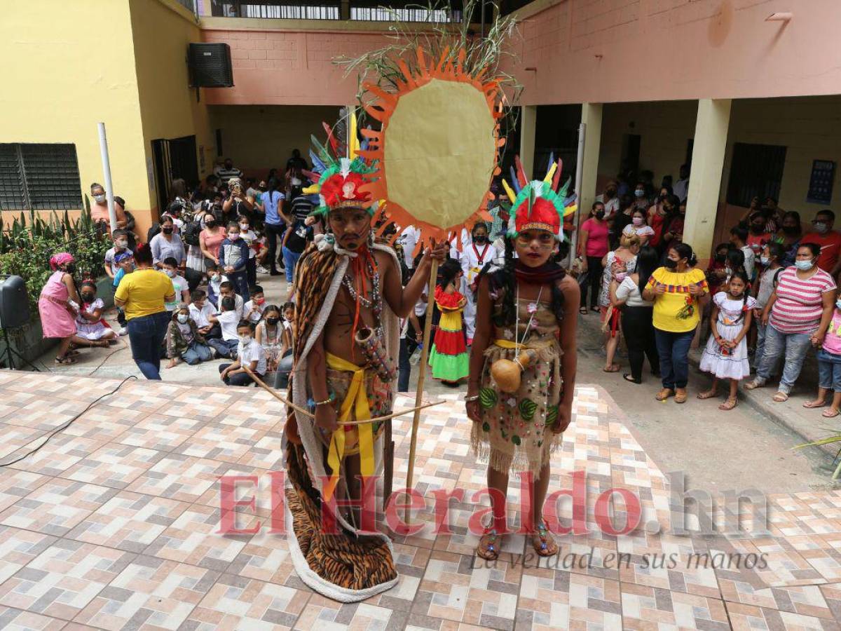 Wilson Rodríguez y Wendy Cruz, los caciques bonitos del CEB José María Casco de La Sosa.