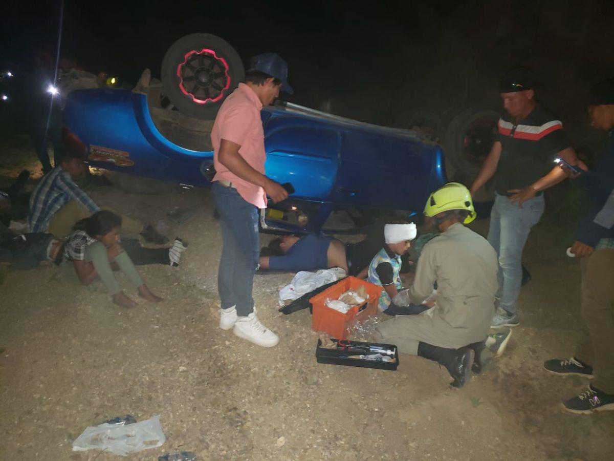 Accidente deja una persona muerta y 12 heridas cuando regresaban de un balneario en Juticalpa