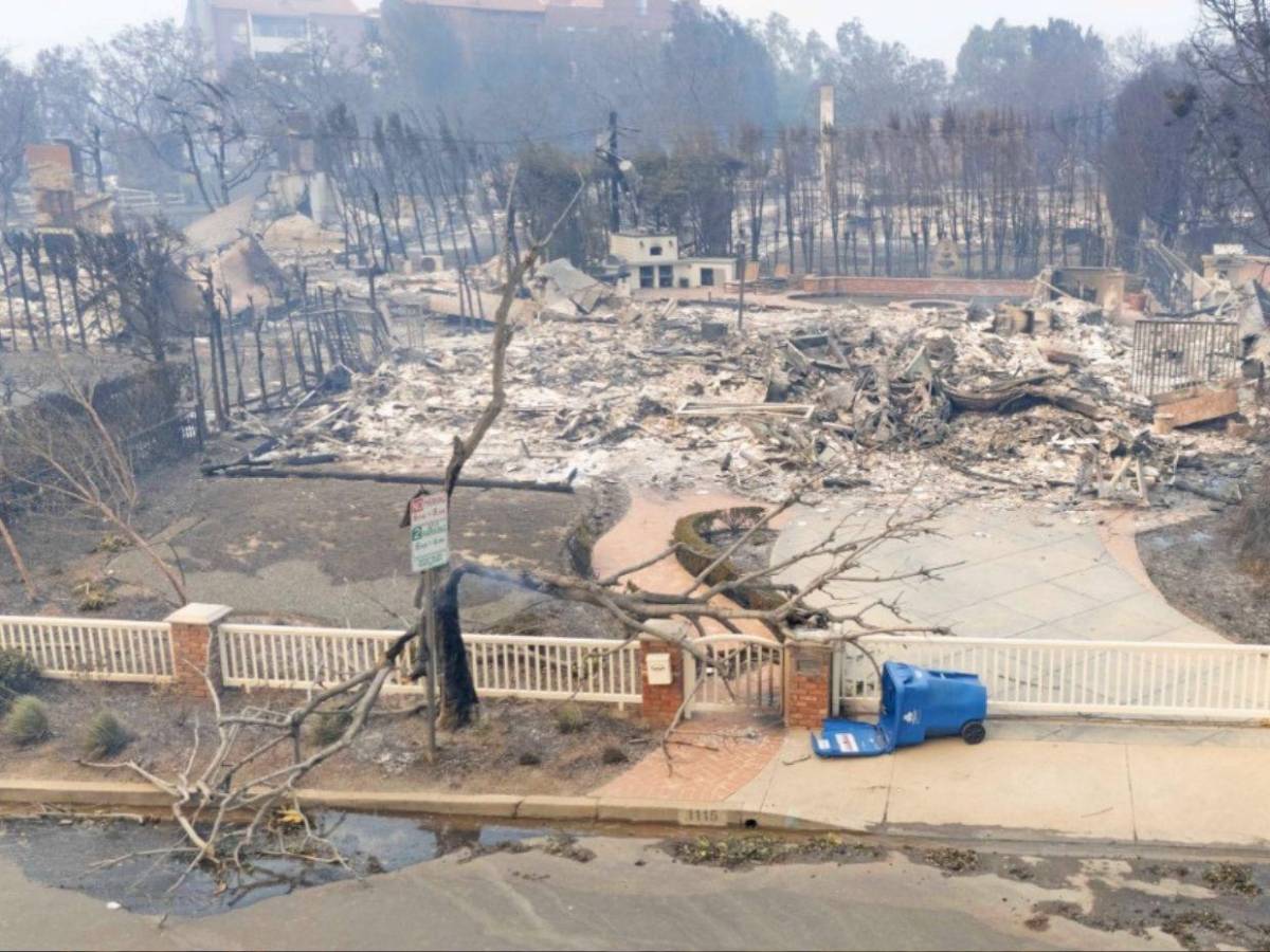 Antes y después de las mansiones de famosos arrasadas por incendios en California