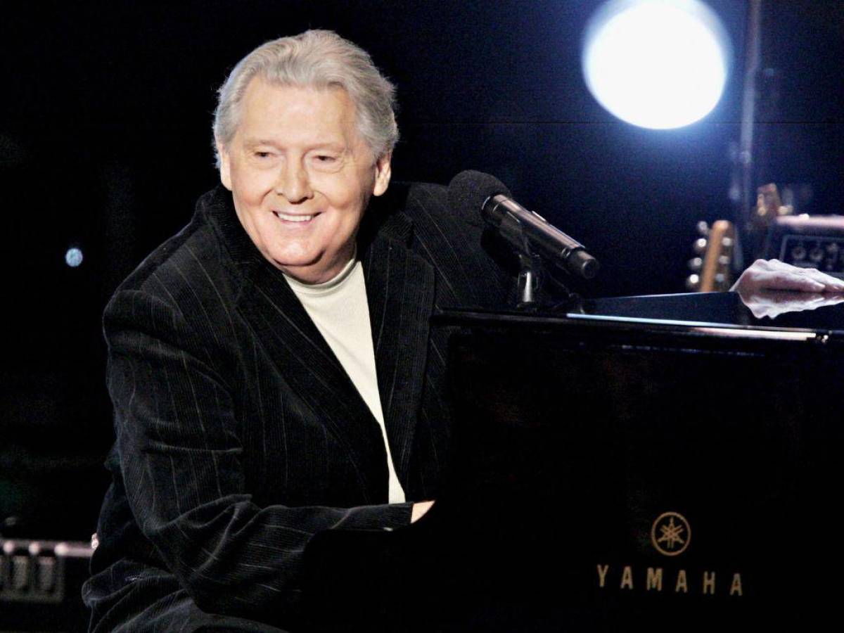 Confirman muerte de Jerry Lee Lewis, leyenda del rock, a los 87 años