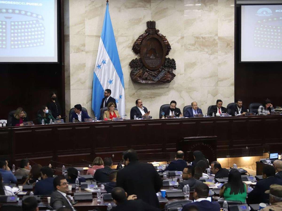 Denuncian que “Libre aprueba nueva modalidad de Fondo Departamental por L 950 millones”