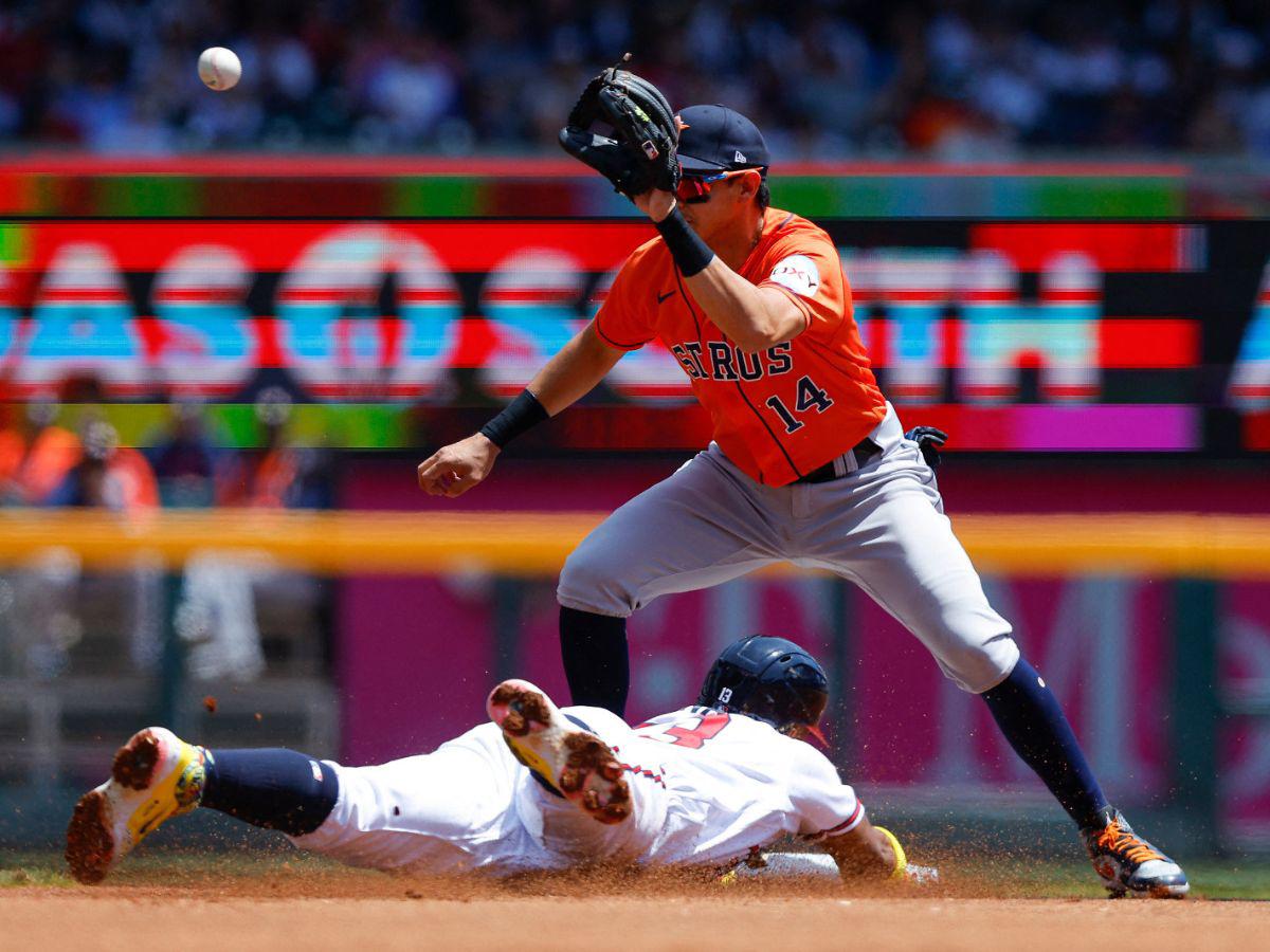 Mauricio Dubón llega a los 25 imparables en triunfo de Astros sobre los bravos