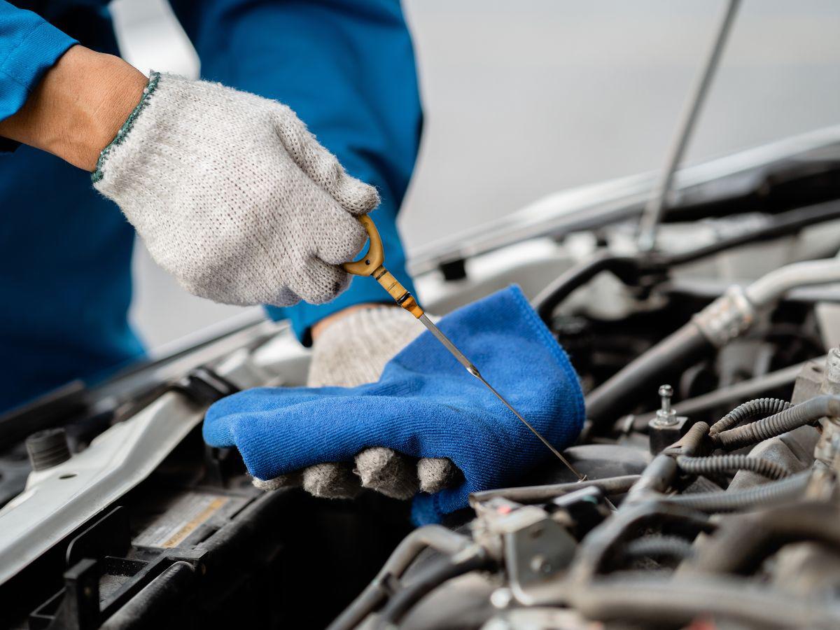 Guía de mantenimiento automotriz: prevención de averías y prolongación de la vida útil