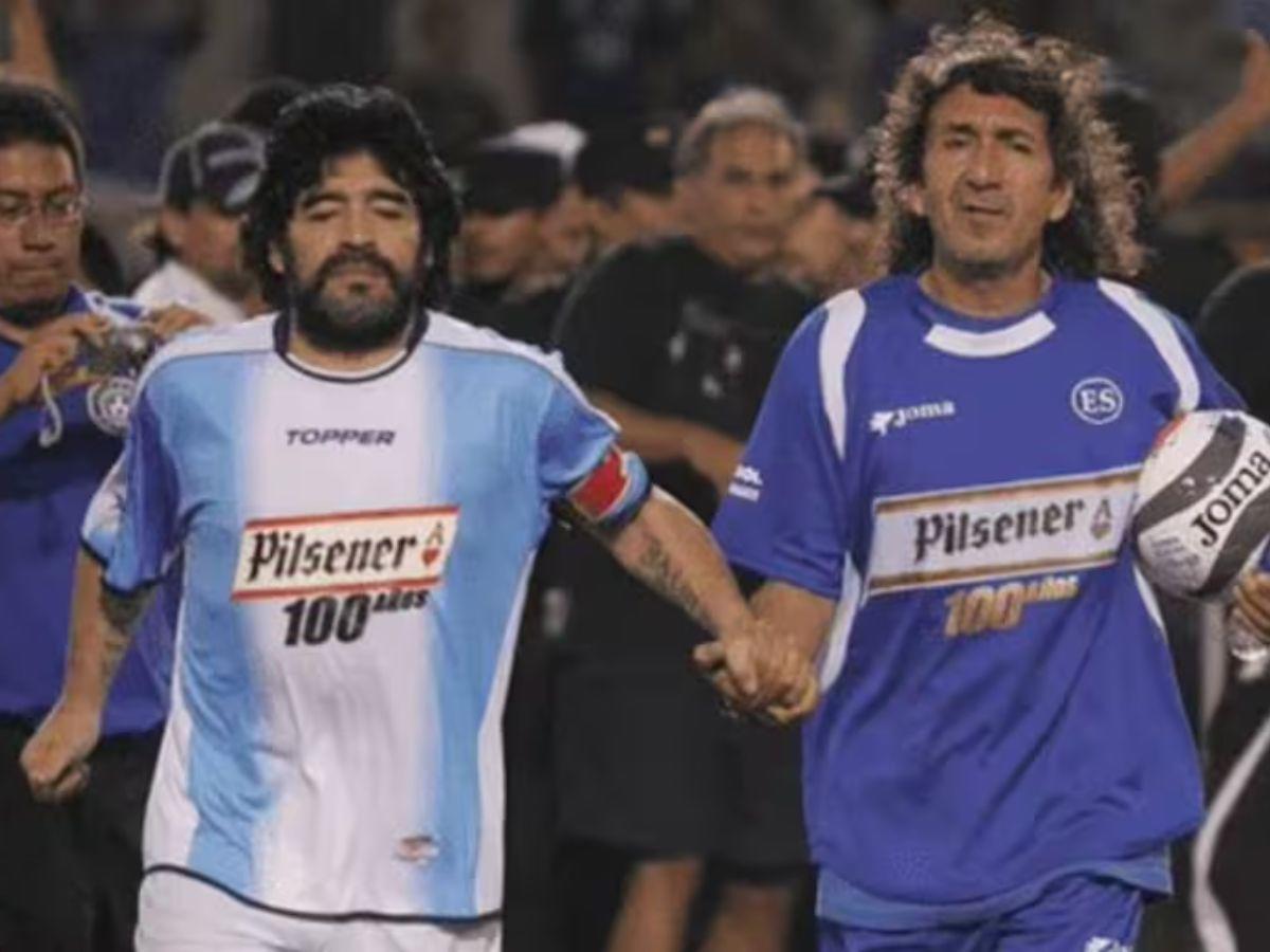 Diego Maradona y Mágico González