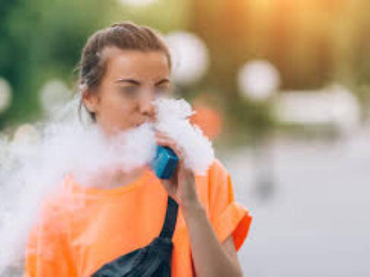 ¿Es el vapeo la nueva amenaza para la salud pública y qué es EVALI en los jóvenes?