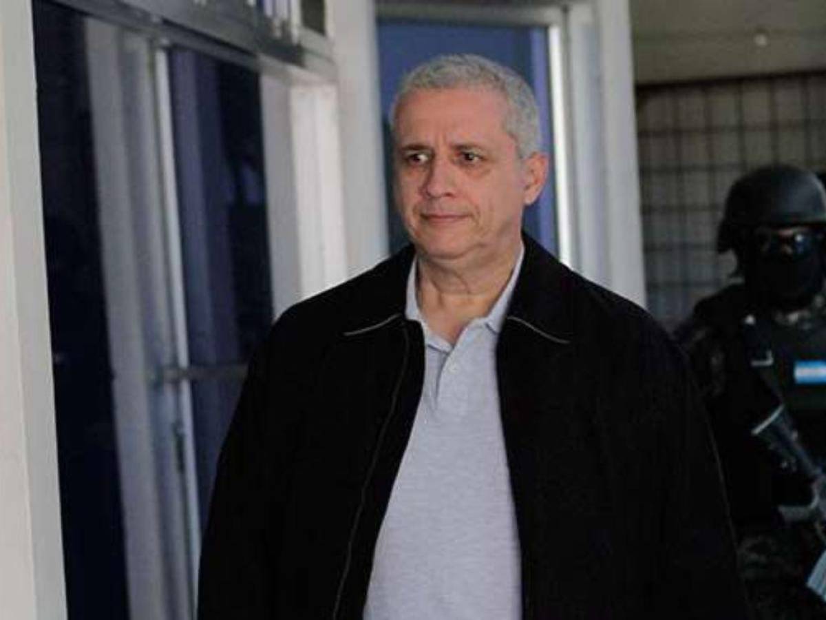 Tras una década del saqueo del IHSS, exdirector Mario Zelaya acumula 38 años de cárcel