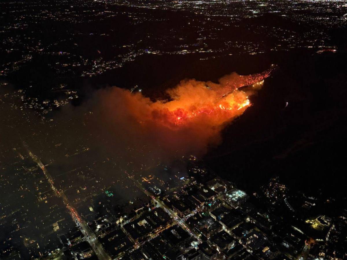 Estos famosos perdieron sus casas tras devastadores incendios en Estados Unidos