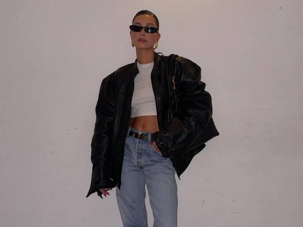 Hailey Bieber: La reina del “clean girl aesthetic” y el lujo casual