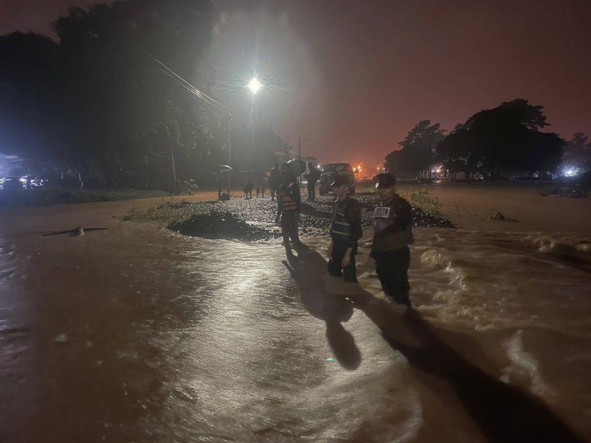 Familias evacuadas y supermercados colapsados: emergencia en Honduras por Sara