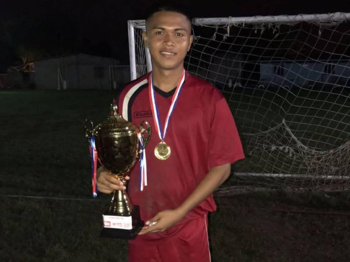 Futbolista y trabajador: así era Brayan Martínez, joven asesinado en Nochebuena en SPS