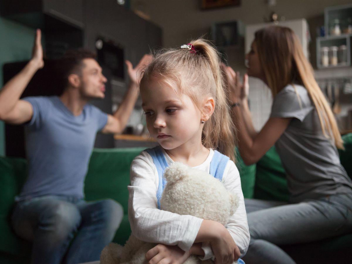 No permita que los problemas de pareja dañen a sus hijos