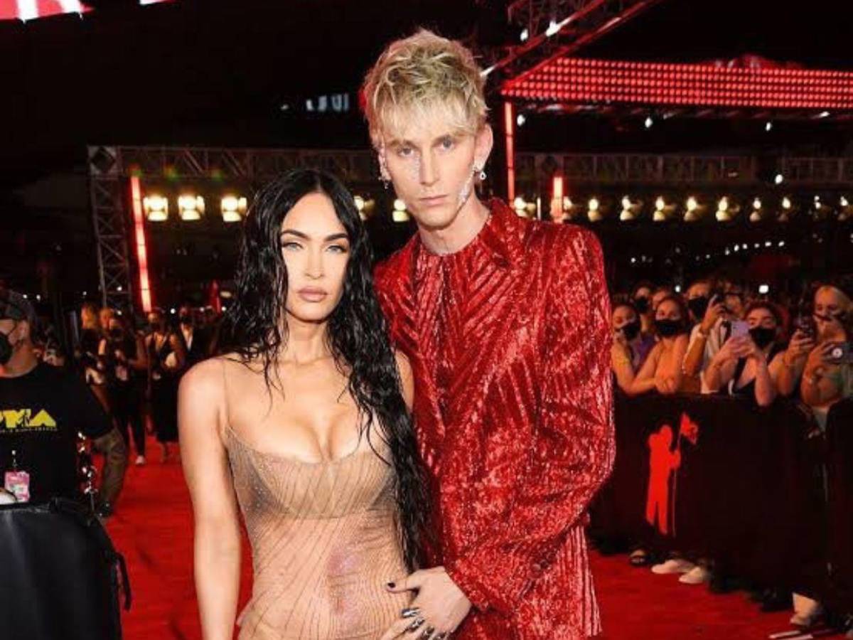 Megan Fox rompe con Machine Gun Kelly tras hallar “contenido perturbador” en su celular