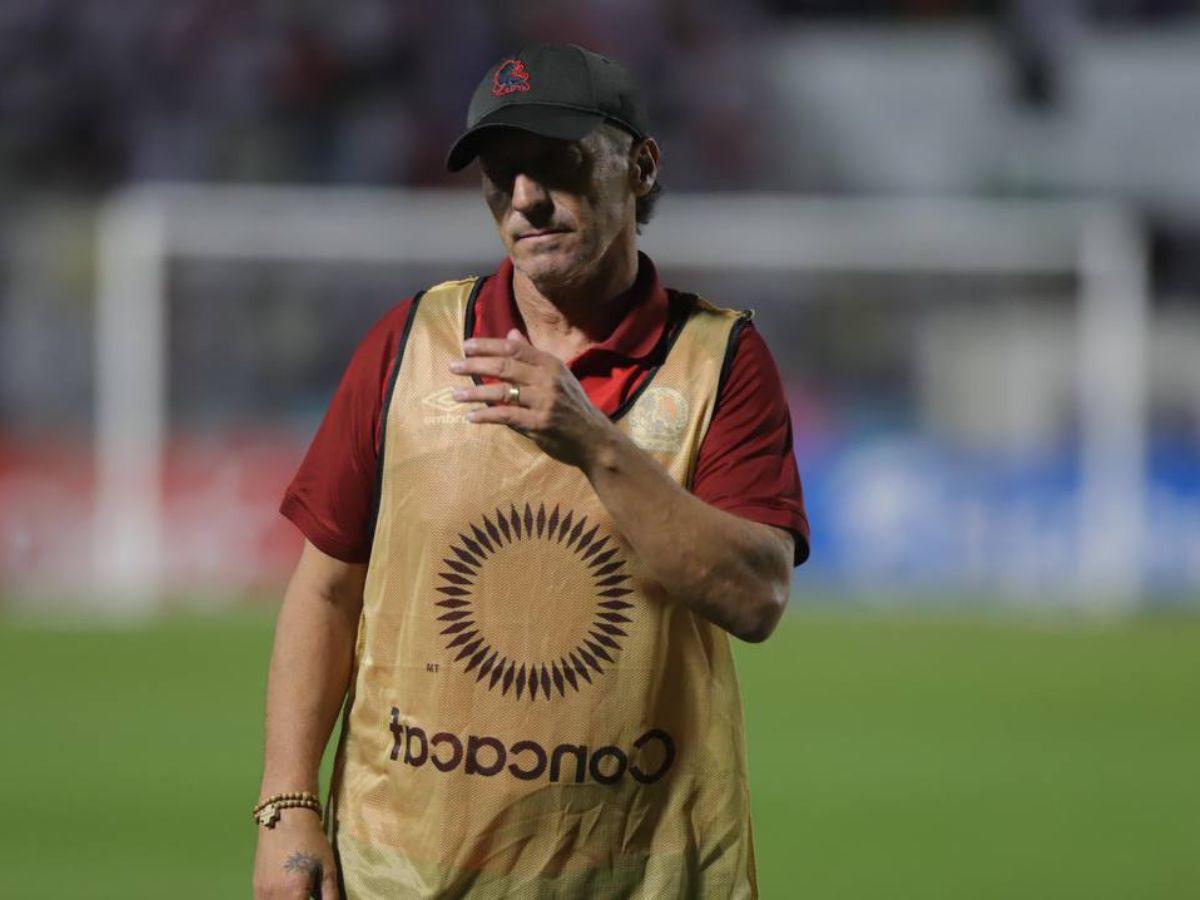 ¡Un adiós agridulce! Pedro Troglio se despide del fútbol hondureño con subcampeonato de Olimpia