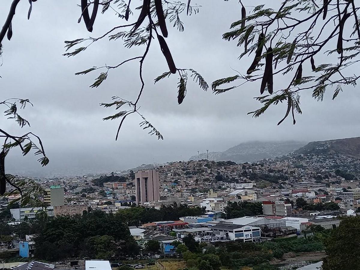 Cinco departamentos siguen bajo alerta verde por masa de aire frío