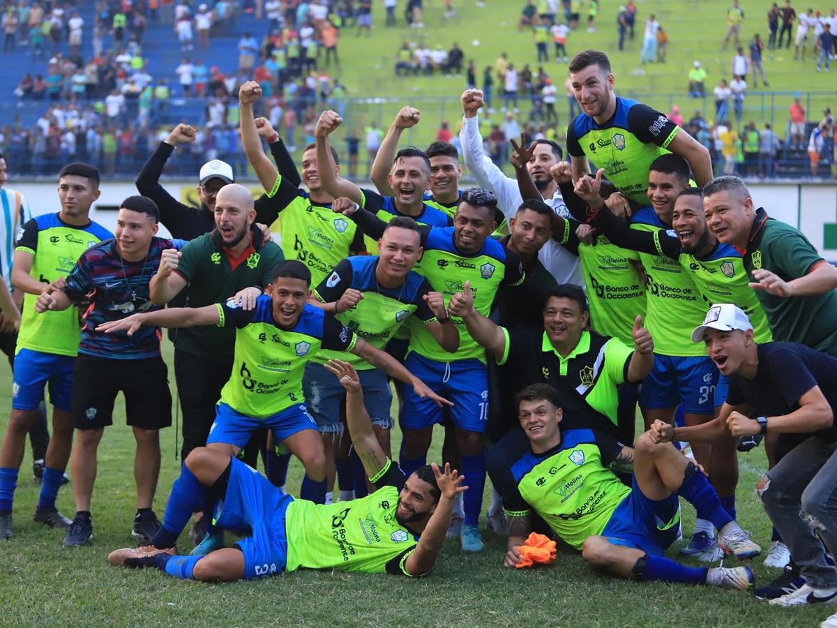 Las imágenes que dejó el festejo del Olancho FC primer finalista