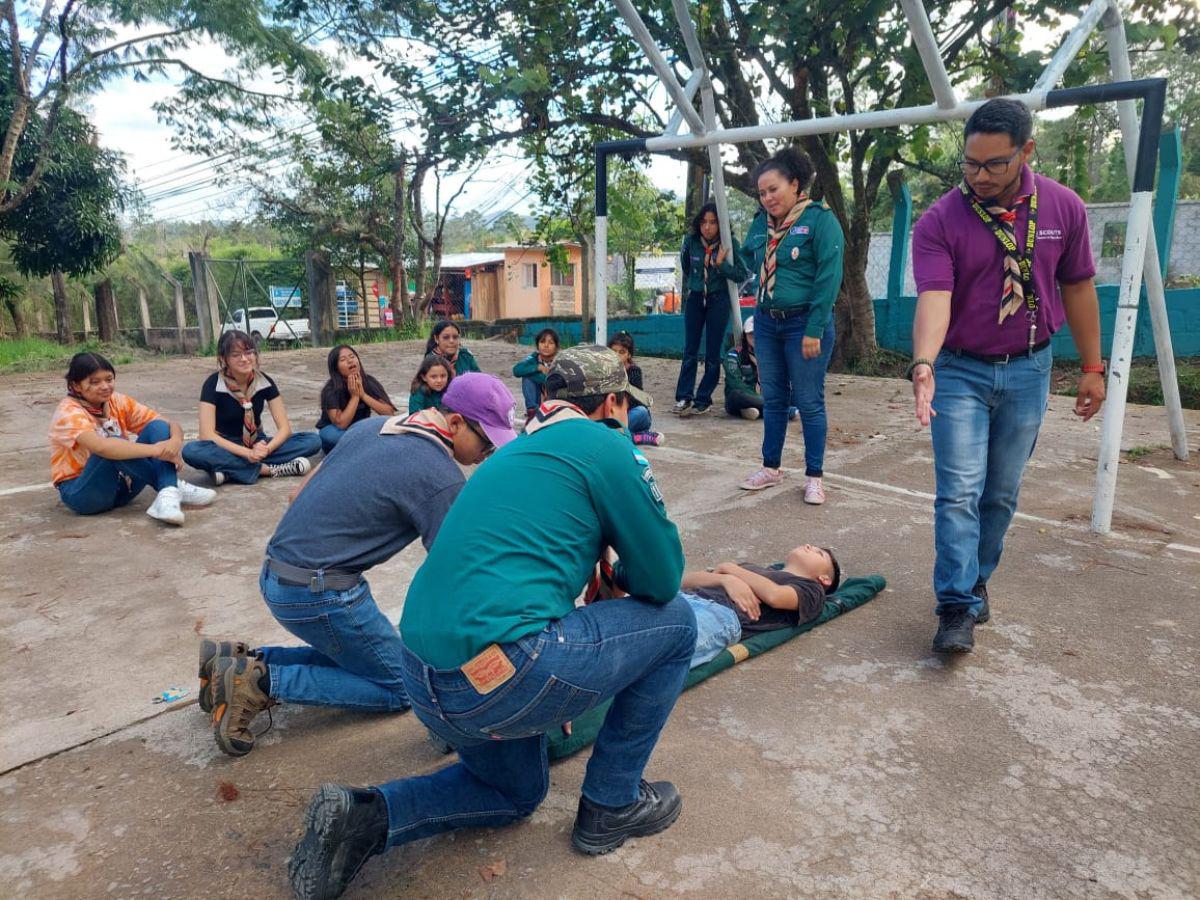 El movimiento Scout educa a niños y jóvenes con principios y valores