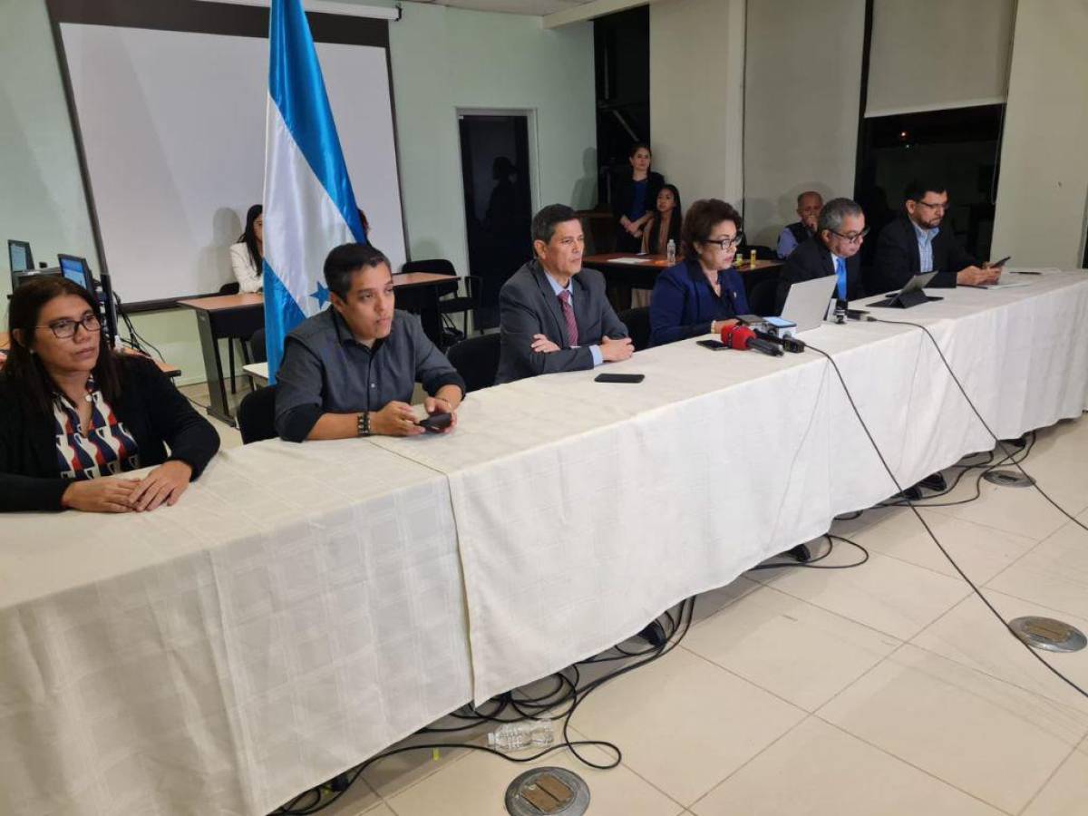 Con 26 candidatos finaliza el proceso de autopostulaciones para fiscal general y adjunto