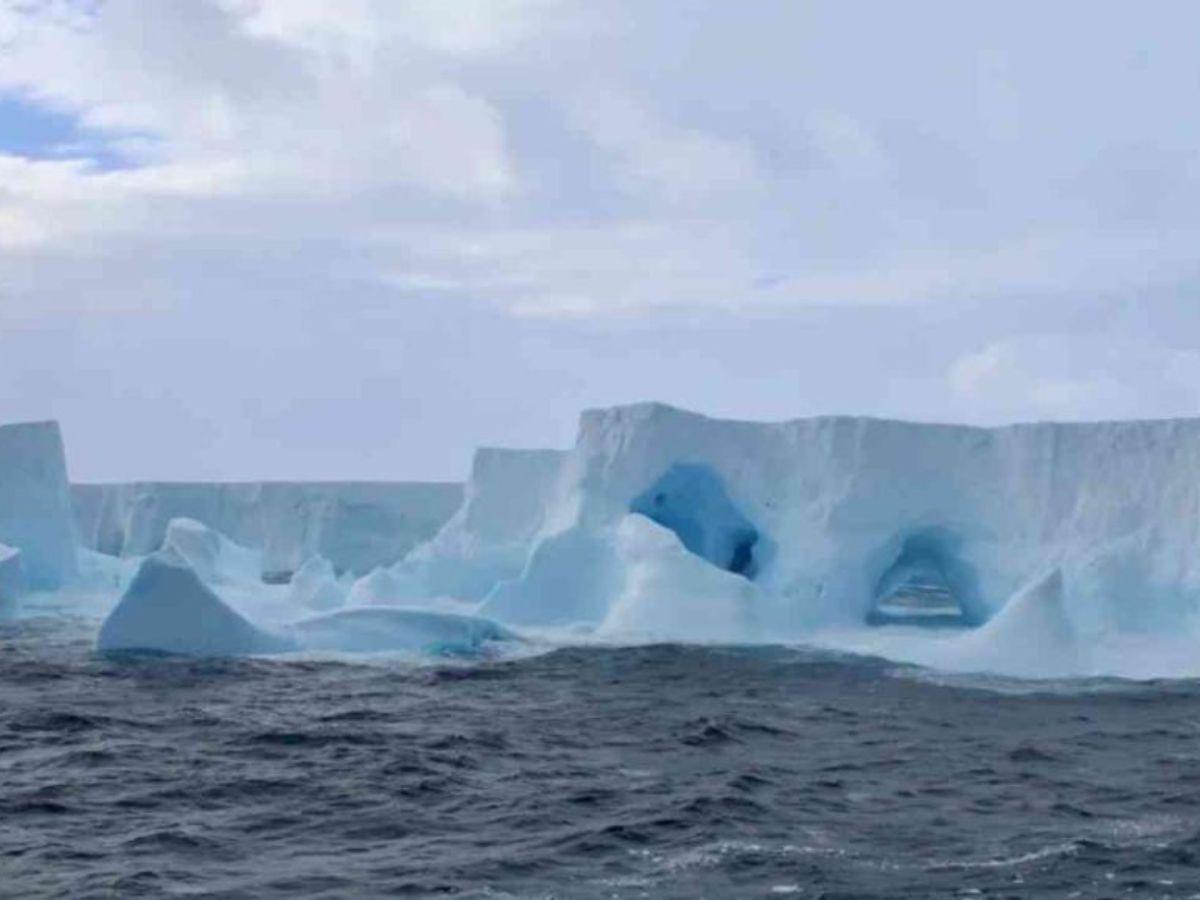 ¿Qué es el A23a, el iceberg más grande del mundo que se desprendió de la Antártida?