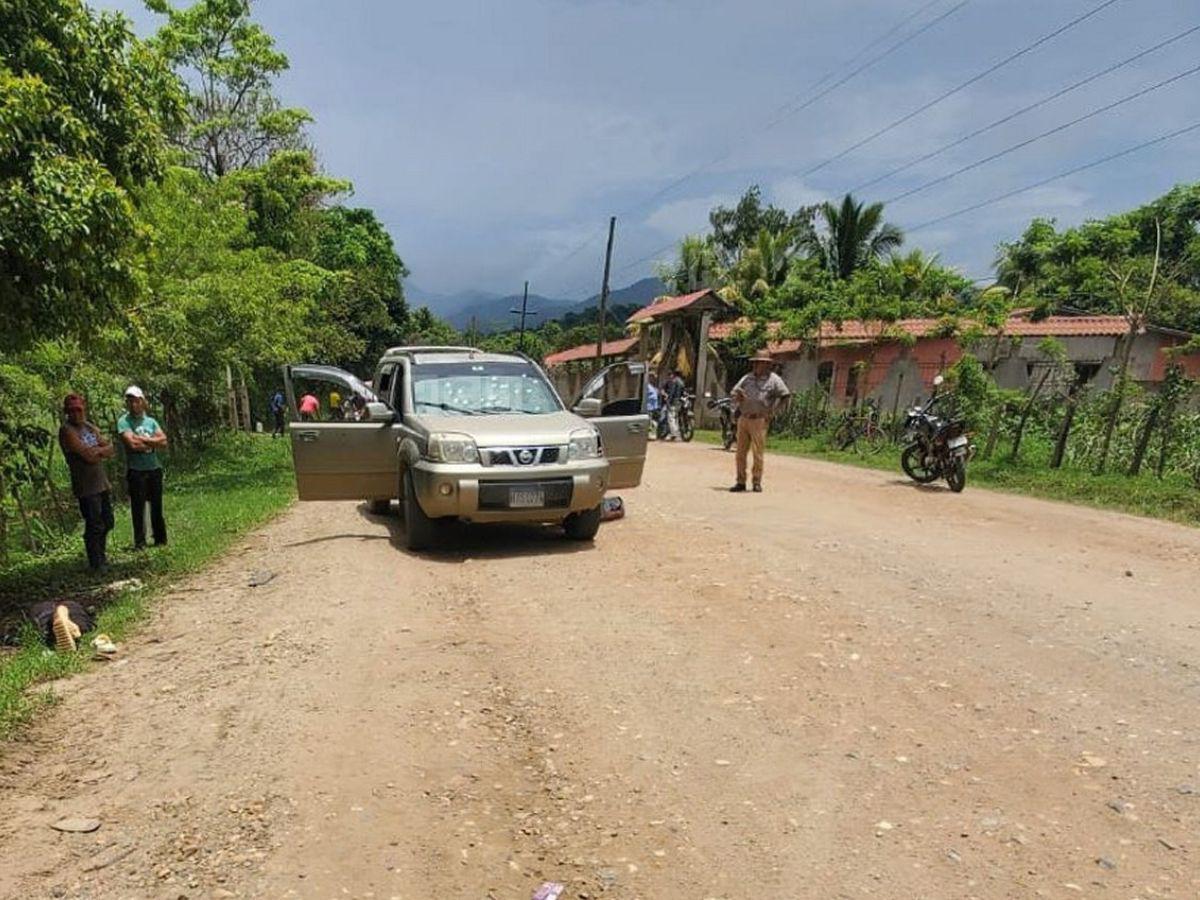 Asesinan a dos hombres en una camioneta en Patuca, Olancho