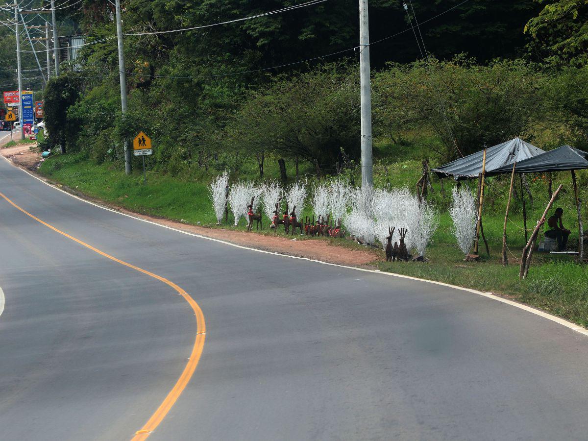 Renos y chiribiscas llenan las principales entradas y salidas de Tegucigalpa