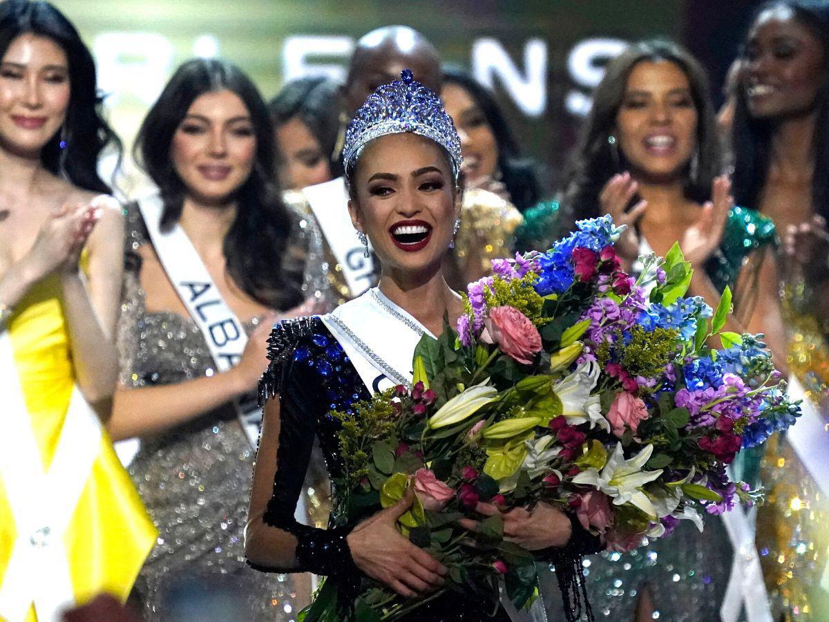 ¿Amuleto? Candidatas que ganaron la corona tras una foto con Miss Honduras