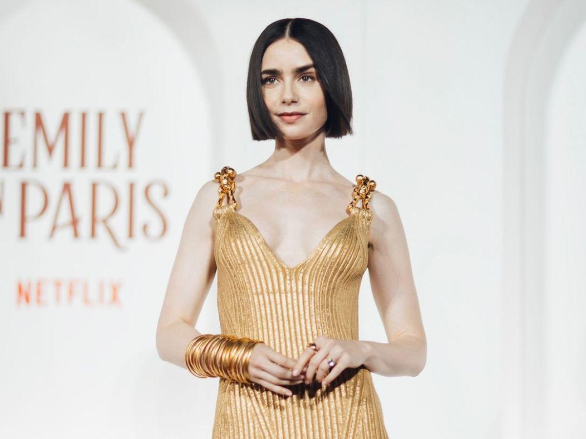 Lily Collins arrasa en el estreno de Emily In Paris en Roma con un escotado vestido dorado