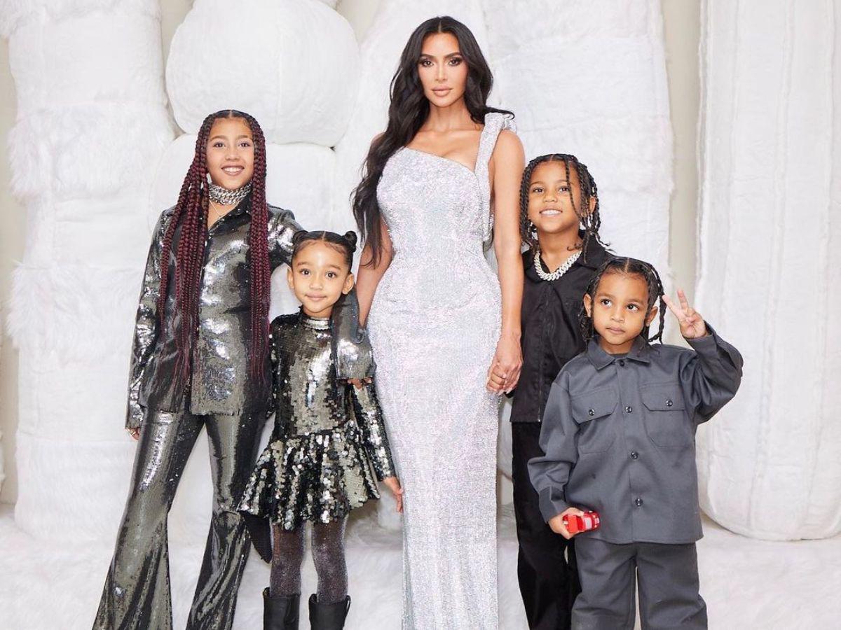 Kim Kardashian habla sobre los retos de ser madre soltera: “Lloro hasta quedarme dormida”