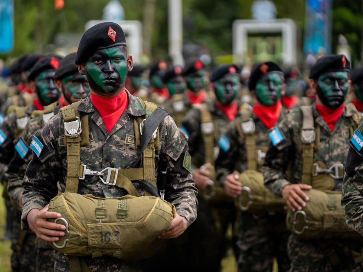 Recuerdan legado de Francisco Morazán en ceremonia por Día del Soldado hondureño